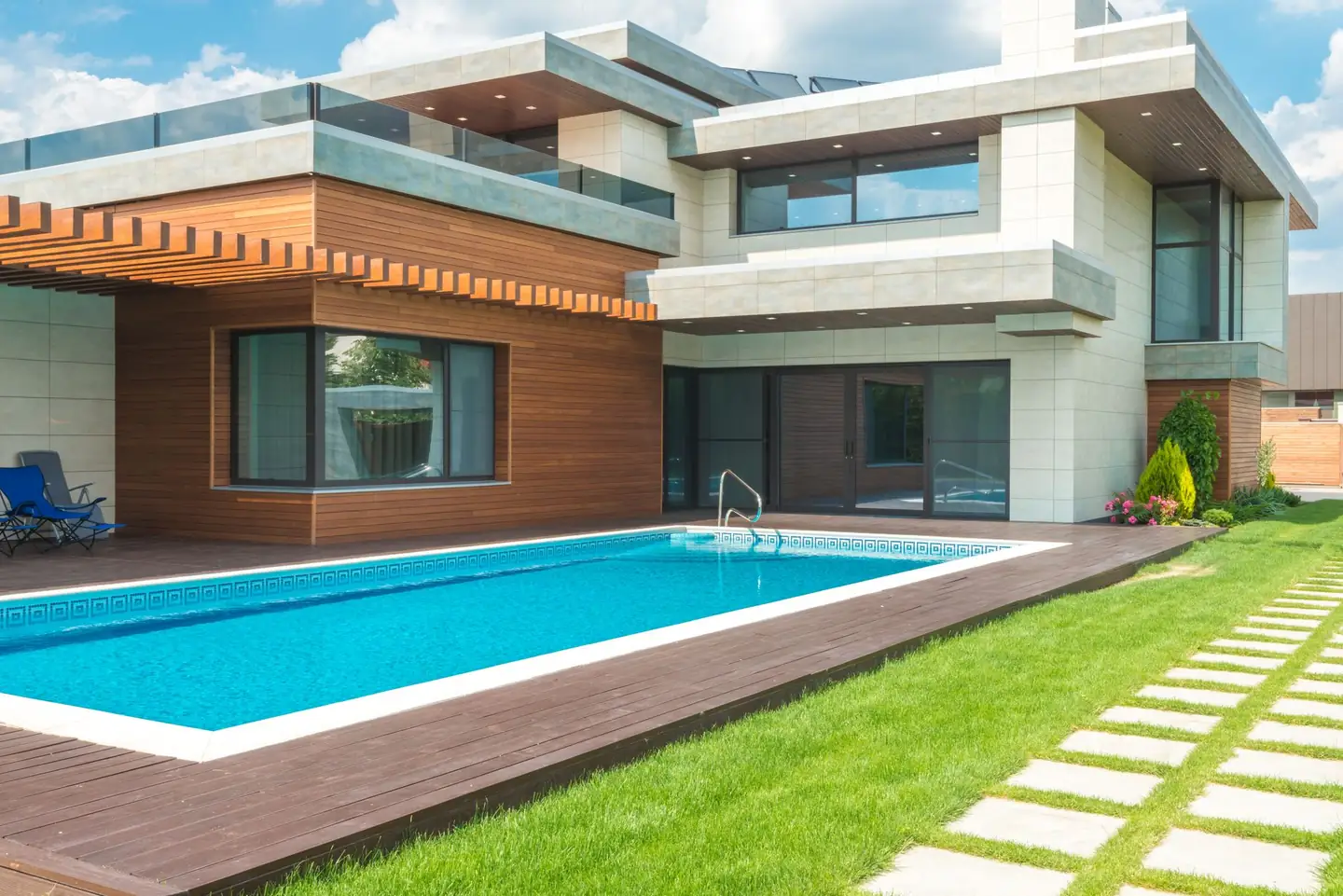 Swimming pool builders serving Camden, NSW